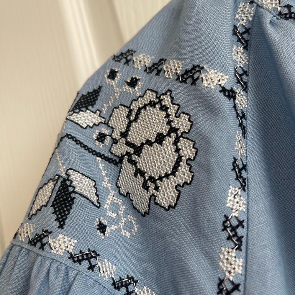 Style Mafia Sky Blue Floral Dress - Picture 4 of 16